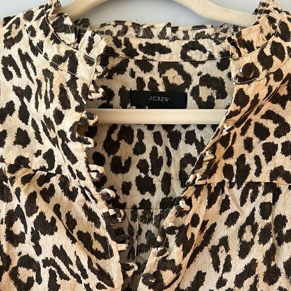 J. Crew Button-Front Ruffleneck Popover in Leopard Print, Size Small, BL084 - Picture 3 of 10
